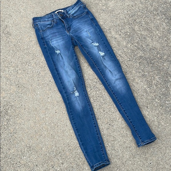 Distressed So Brand Jeans - Picture 1 of 5